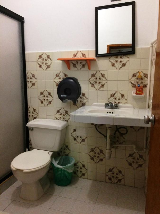 Amigos Hostel Косумель Экстерьер фото