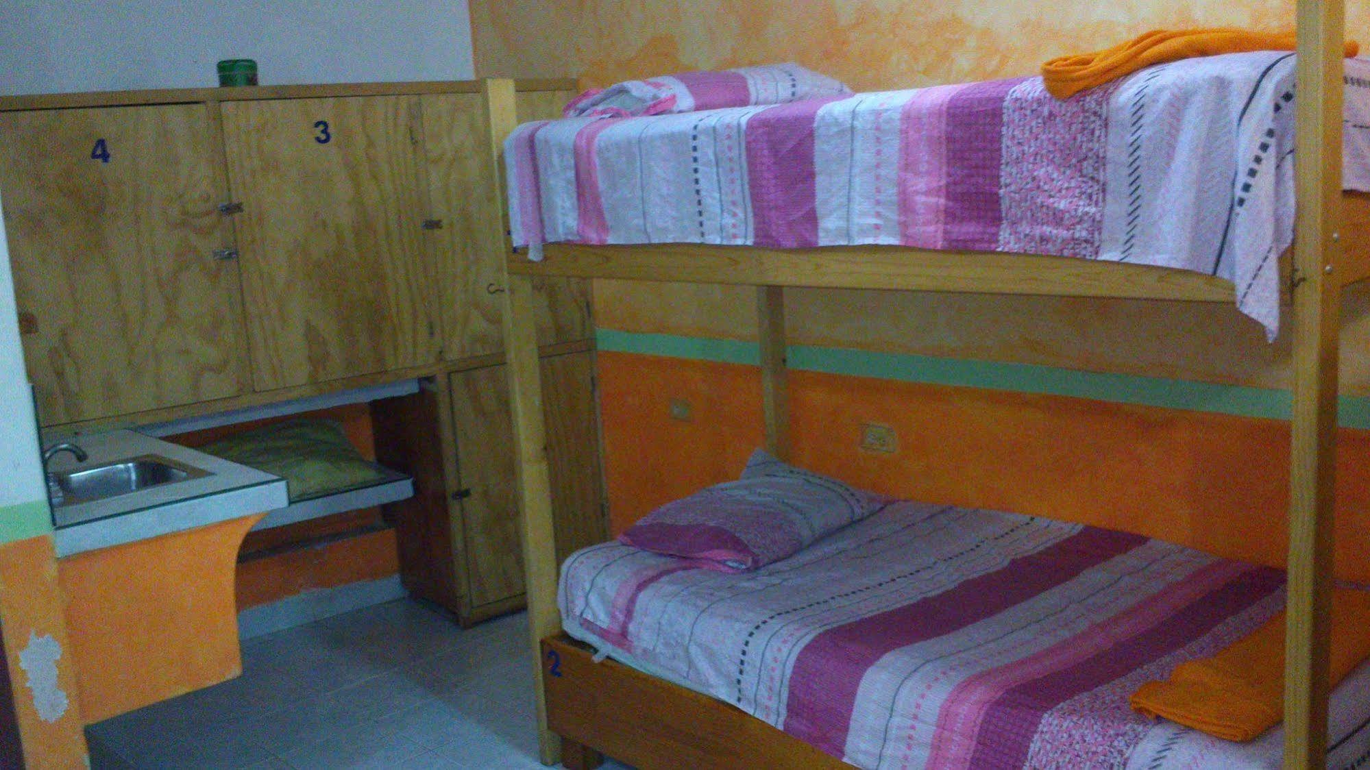 Amigos Hostel Косумель Экстерьер фото